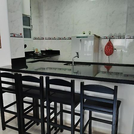 Kitnet Guaruja Pitangueiras Apartment Екстериор снимка